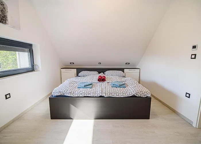 Prázdninový dům Aleks Lendava